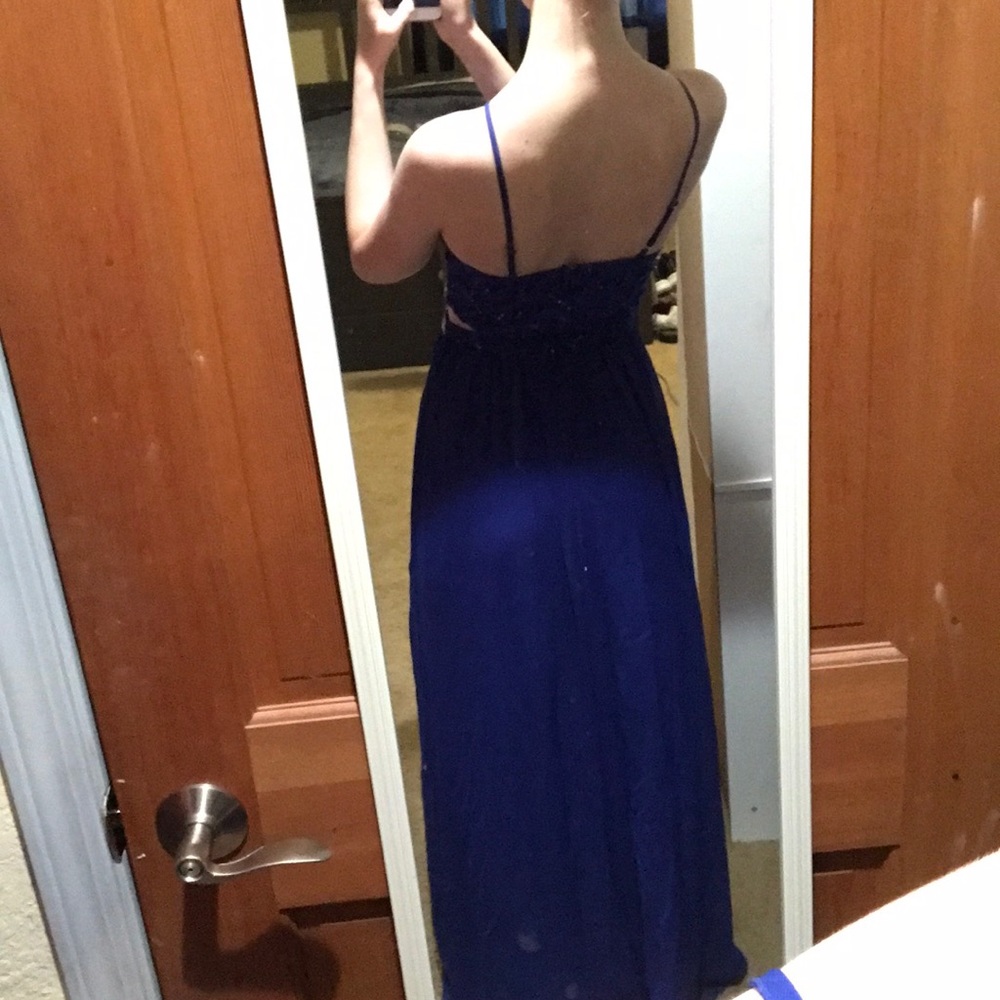 Beautiful Blue Prom Dress - Picture 5 of 9